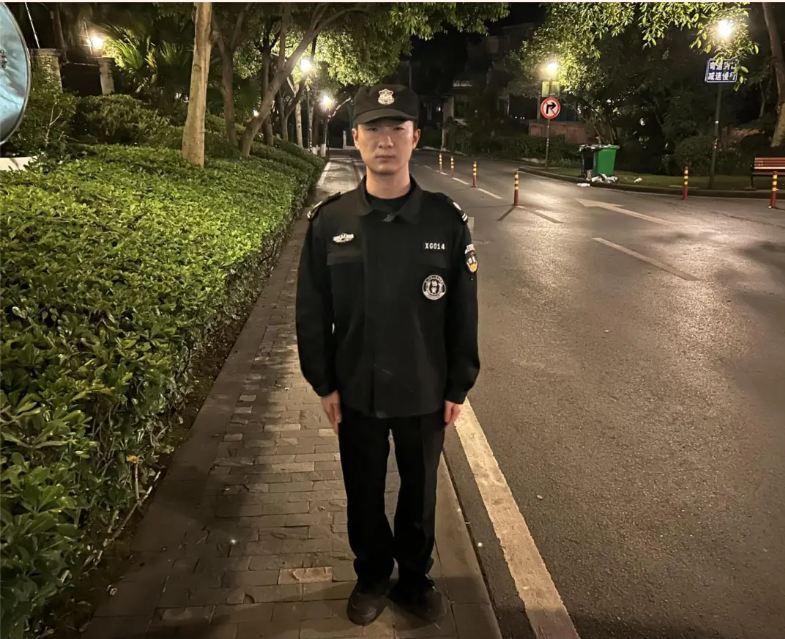 1746001595434096.jpg 2.jpg